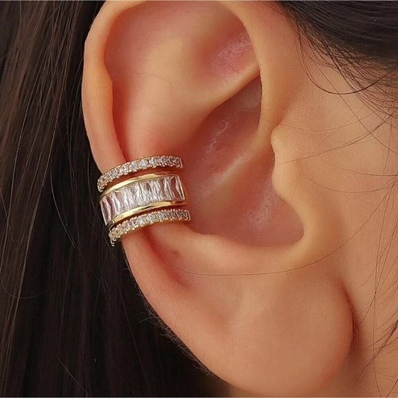 14K Gold-Plated Titanium T-Bar Earring with Clear Zircon Accents - Picture 6 of 6